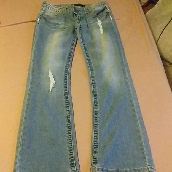 Jeans - Picture 3 of 3